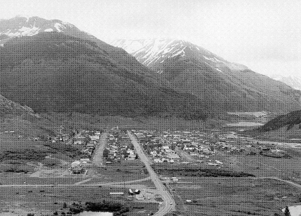 图 3 锡尔弗顿（Silverton），科罗拉多州，宾克于1910至1912年间在此牧会。